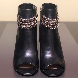 KARL LAGERFELD PEEP-TOE LEATHER BOOTIE